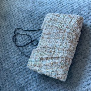 COPY - SONDRA ROBERTS clutch